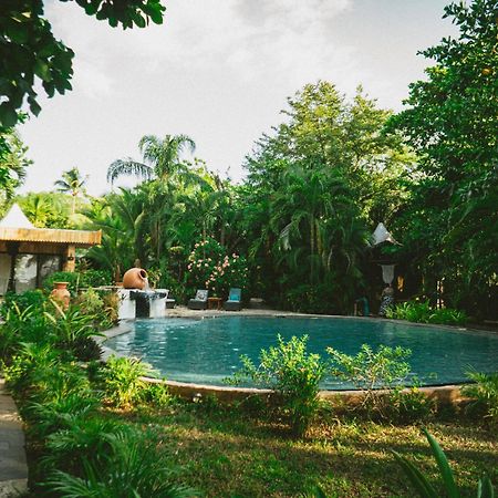 Ocho Artisan Bungalows (Adults Only) Tamarindo Exteriör bild