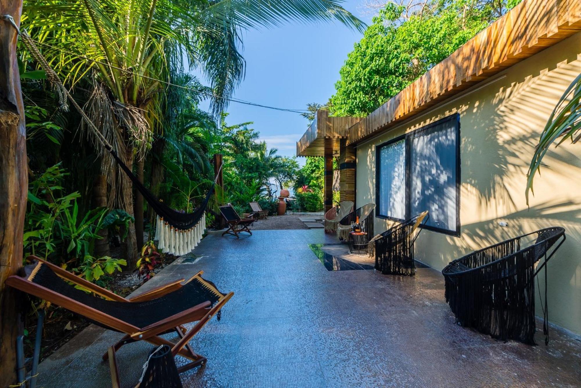 Ocho Artisan Bungalows (Adults Only) Tamarindo Exteriör bild