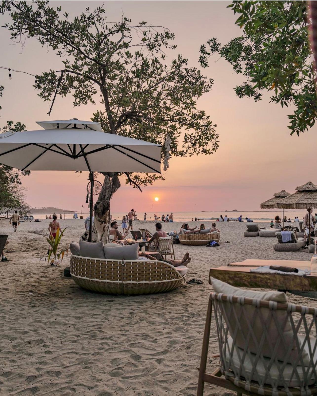 Ocho Artisan Bungalows (Adults Only) Tamarindo Exteriör bild
