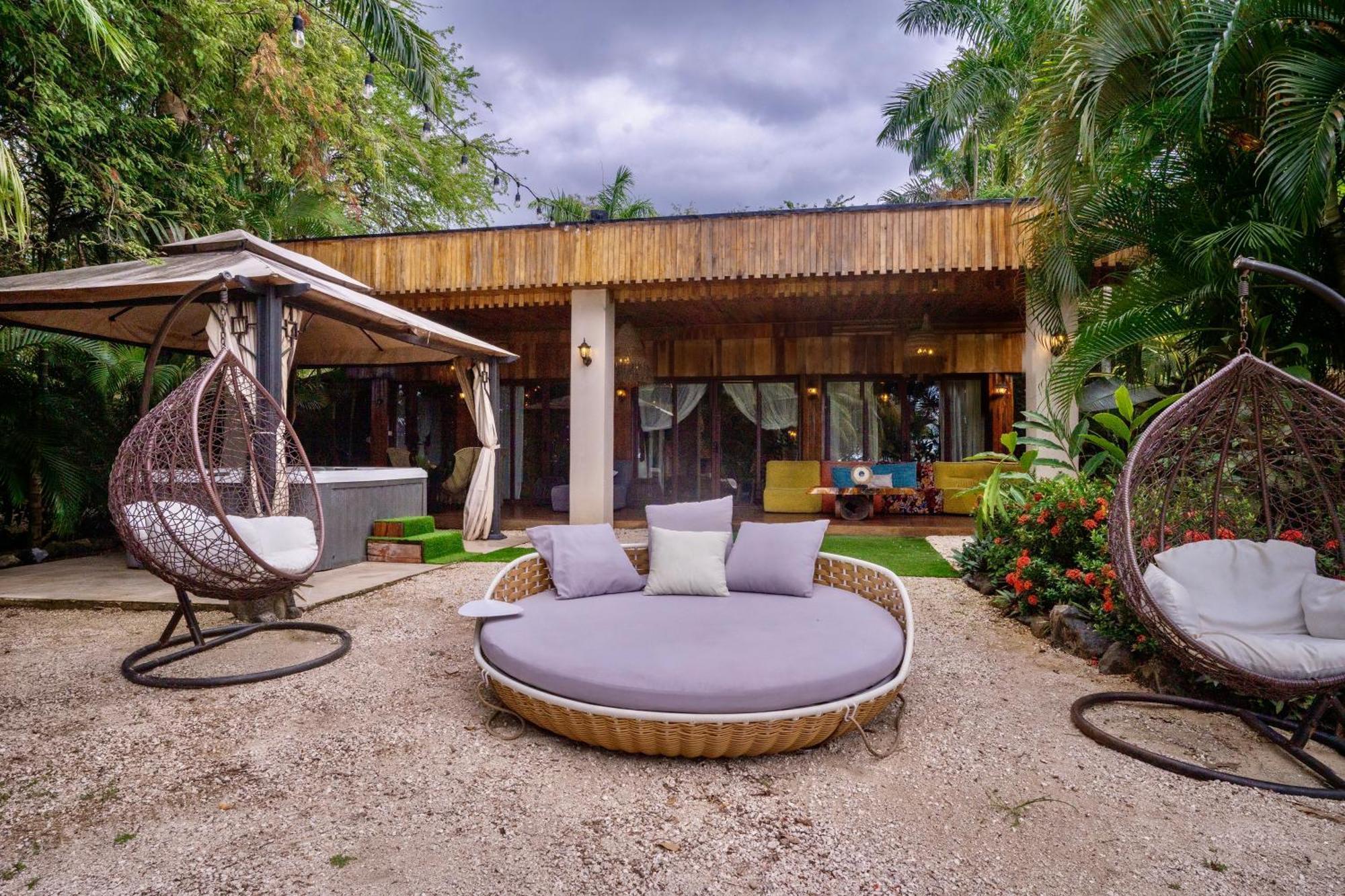 Ocho Artisan Bungalows (Adults Only) Tamarindo Exteriör bild