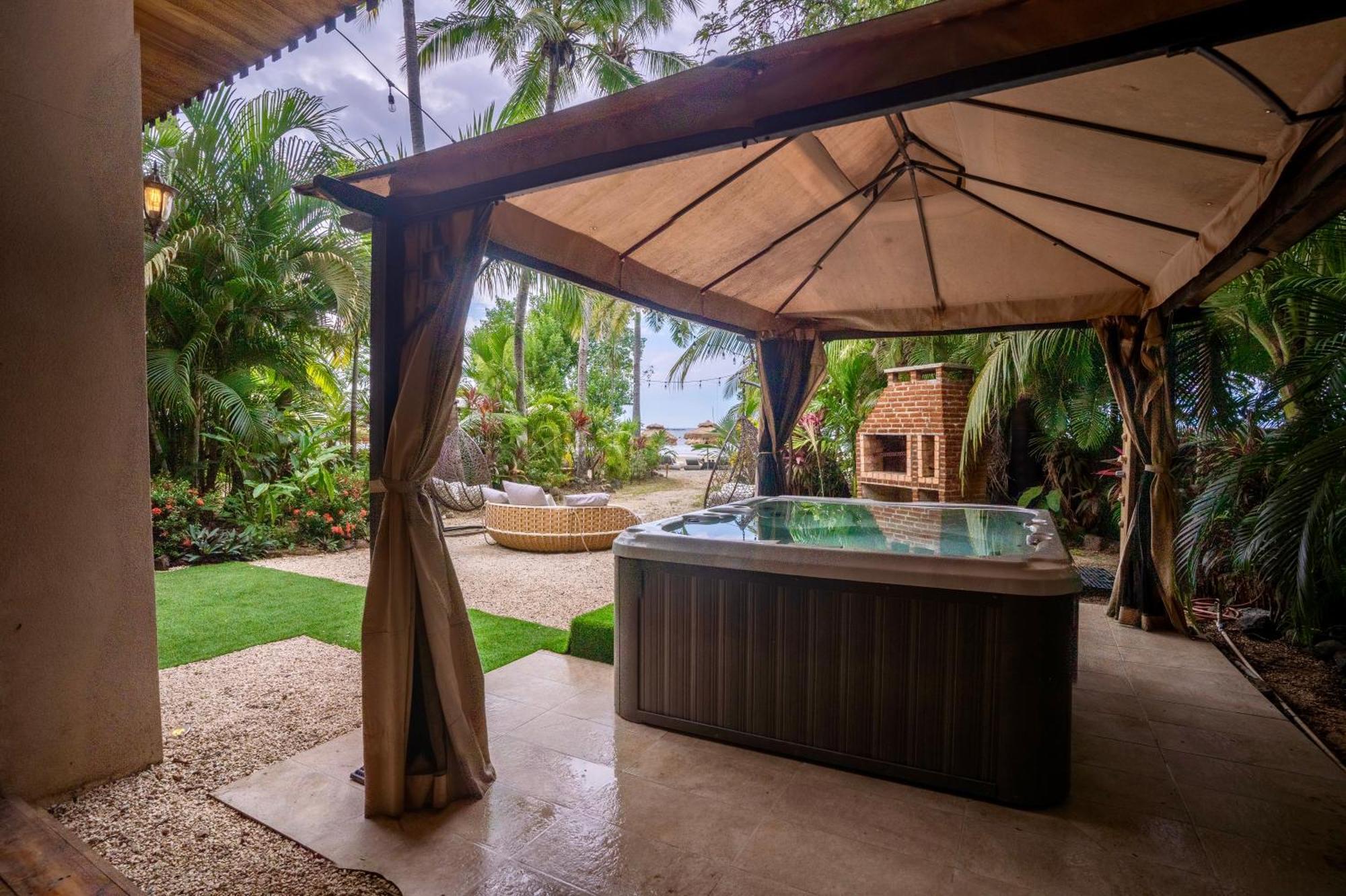 Ocho Artisan Bungalows (Adults Only) Tamarindo Exteriör bild