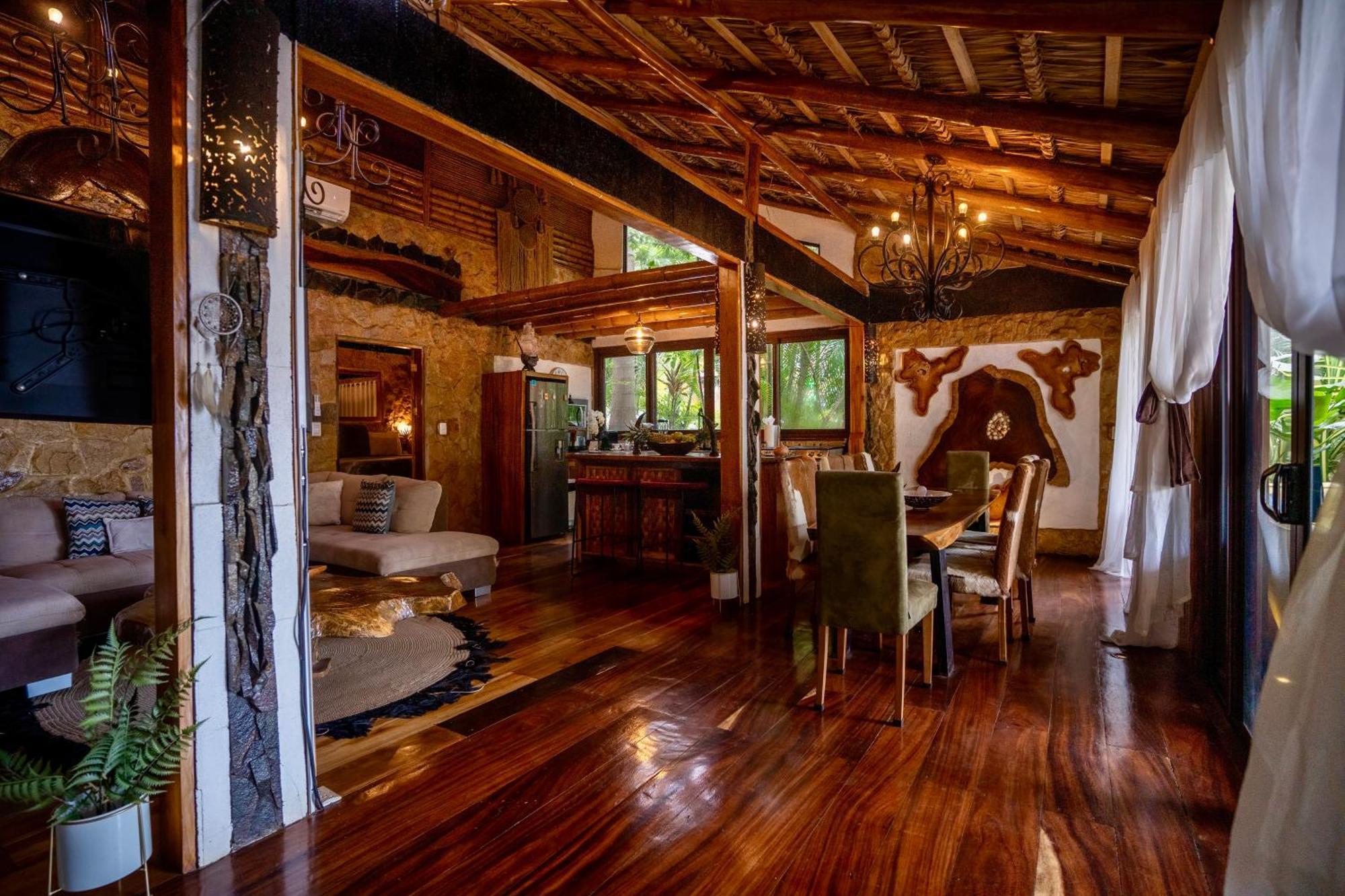 Ocho Artisan Bungalows (Adults Only) Tamarindo Exteriör bild