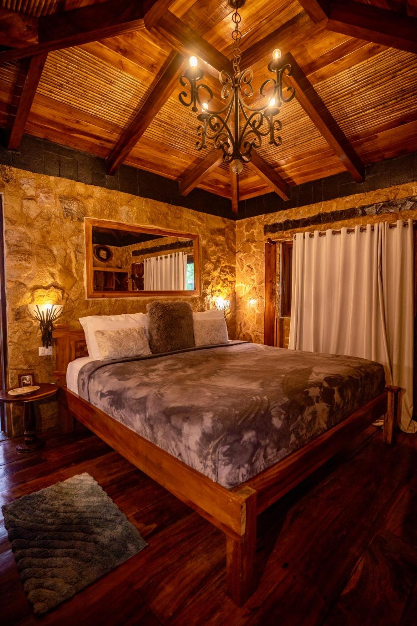 Ocho Artisan Bungalows (Adults Only) Tamarindo Exteriör bild