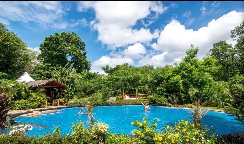 Ocho Artisan Bungalows (Adults Only) Tamarindo Exteriör bild