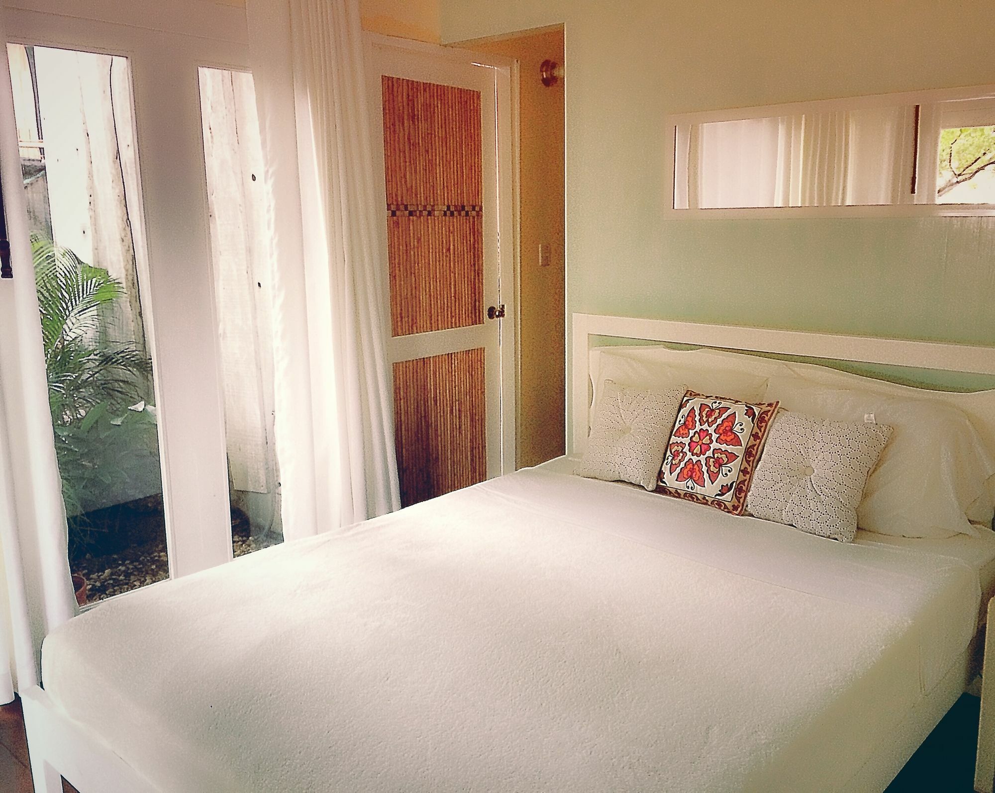 Ocho Artisan Bungalows (Adults Only) Tamarindo Exteriör bild
